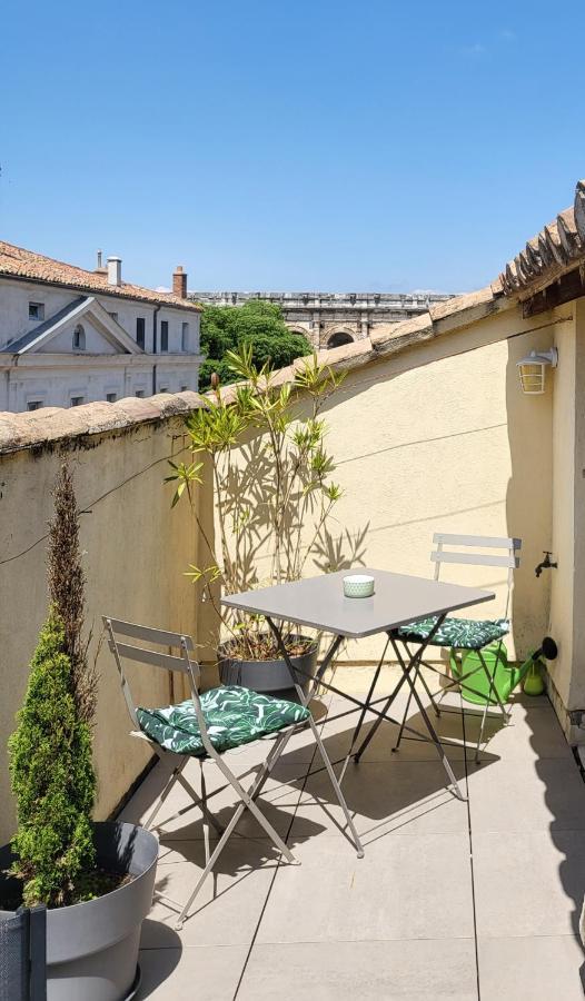 La Dolce Vita Nimoise Terrasse 100 M Des Arenes Nîmes Exterior photo